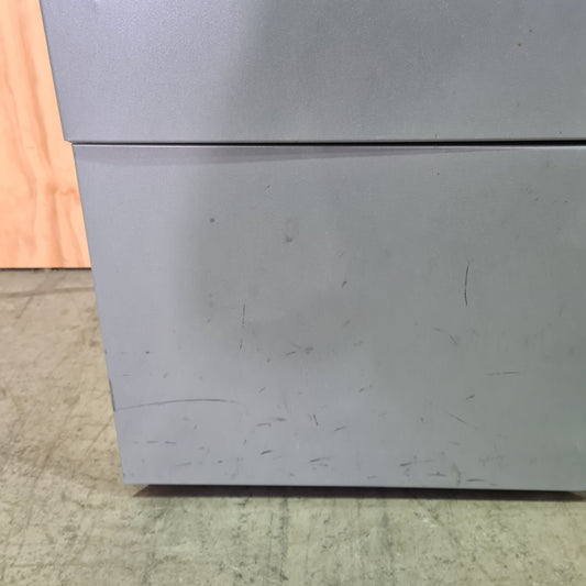 CLEARANCE EliteBuilt Silver Pedestal on Wheels