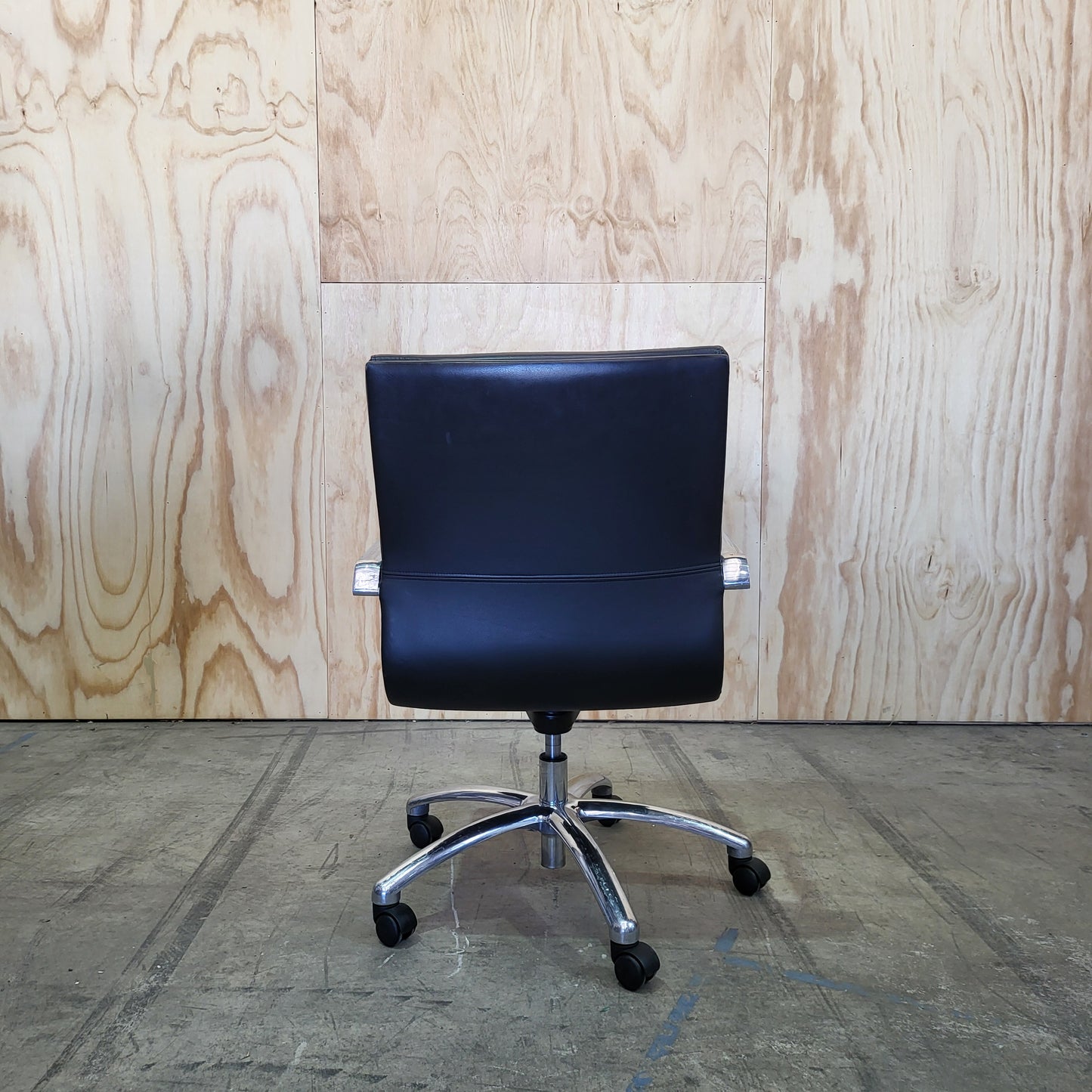 Leather Executive Task Chair in Black and Chrome