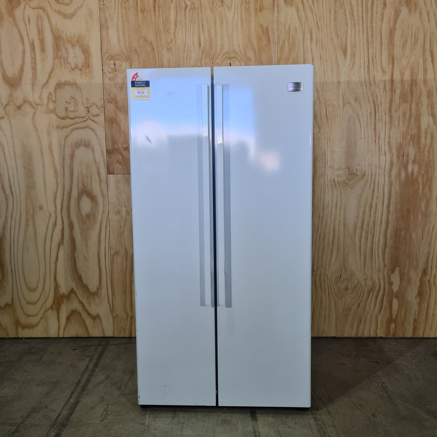 Kelvinator KSM6100WF 606L Fridge