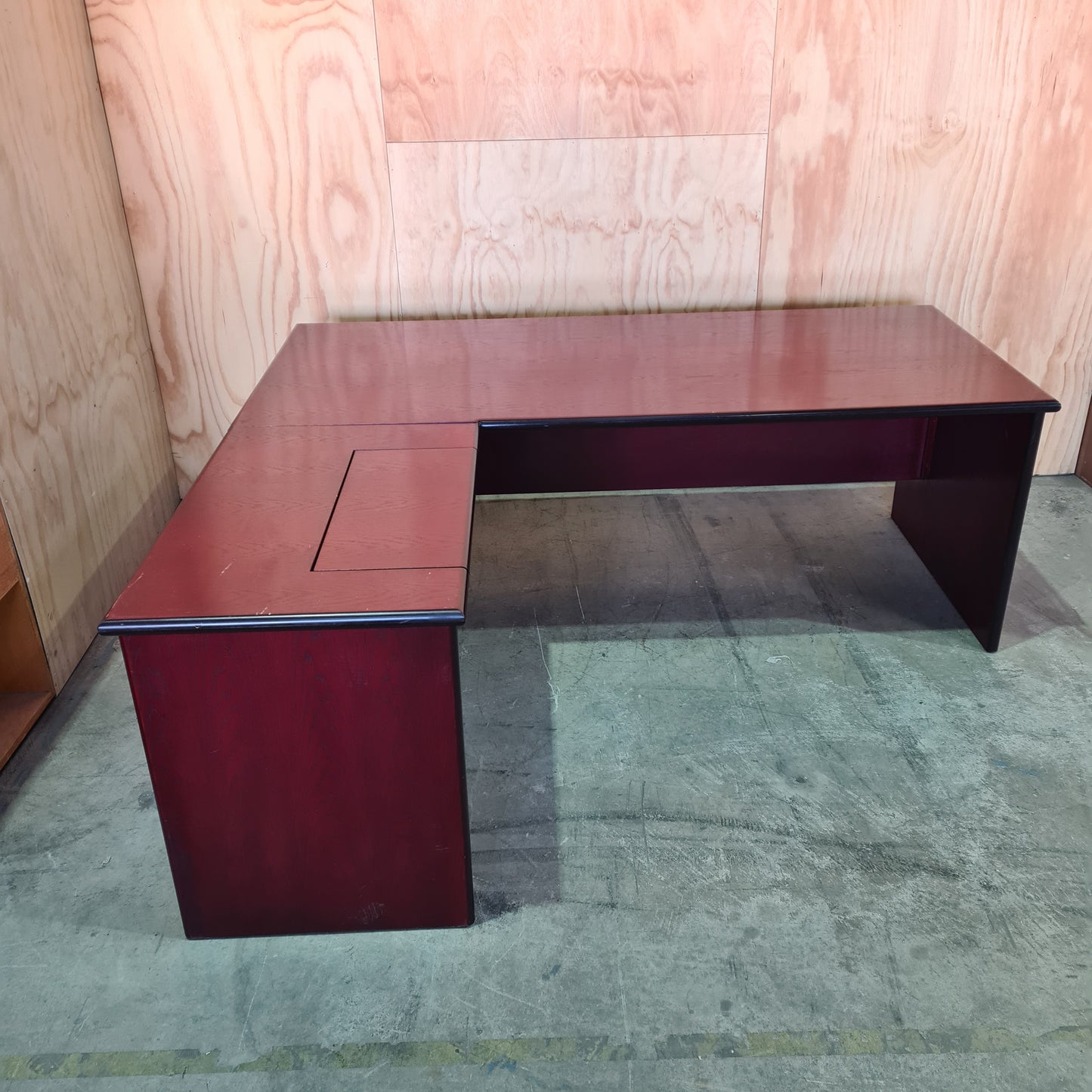 Mahogany Desk with Adjustable Return