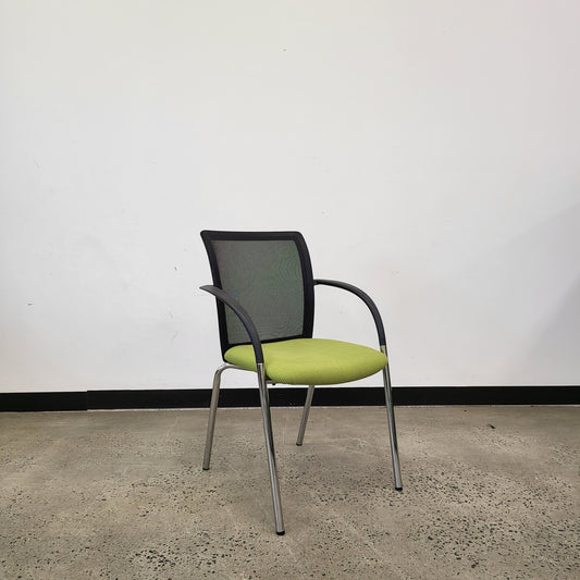 Mesh Visitor Chair in Green