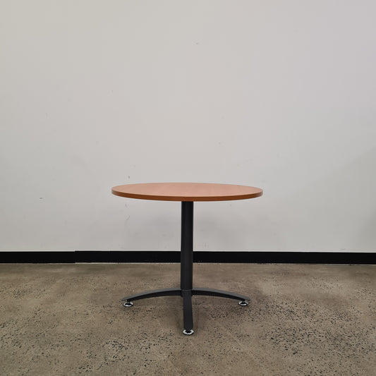 Round Cafe Meeting Table in Wood Veneer with Black Base