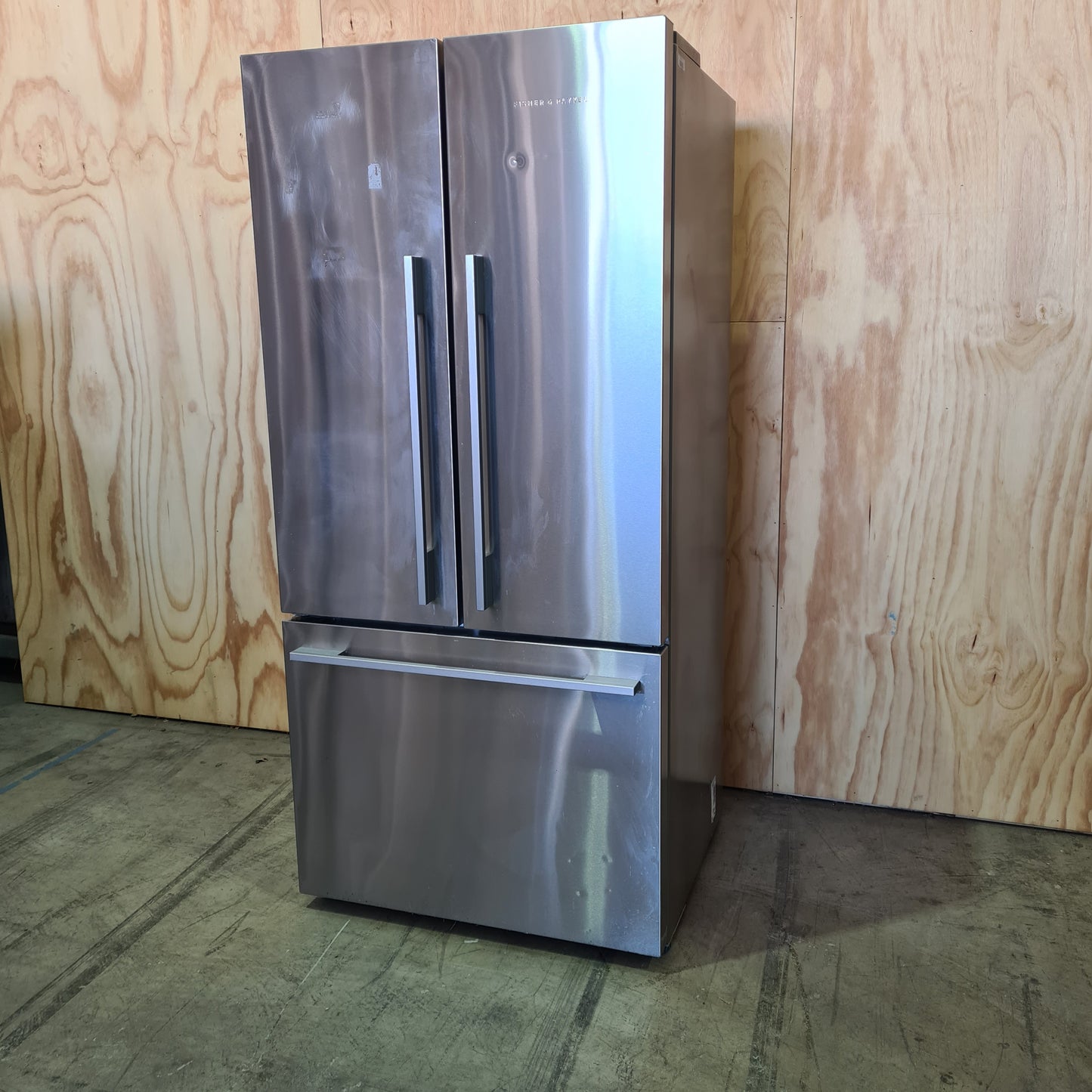 Fisher and Paykel RF522ADX5  790mm French Door Stainless Steel Fridge - 487L