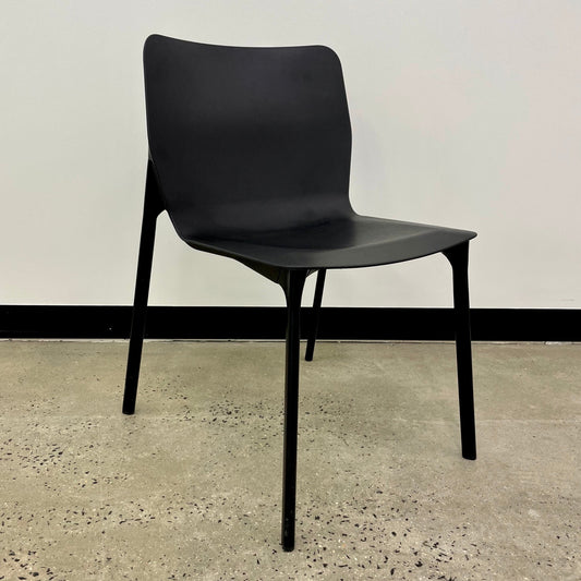 Wilkhahn Chassis Visitor Chair Black