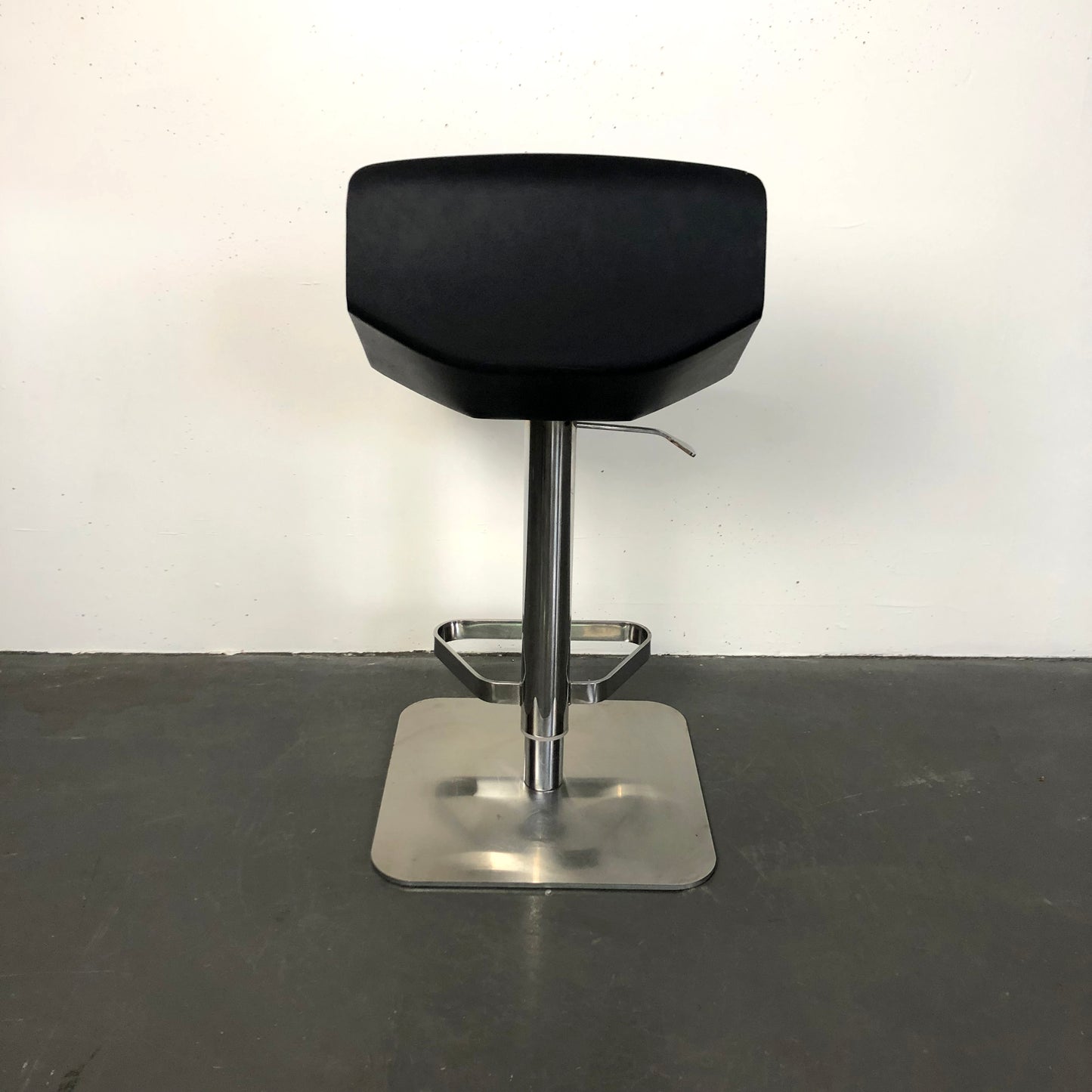 Arrmet Formula 80SGA Black Stool