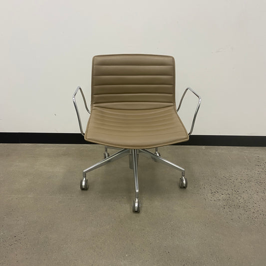 Arper Catifa 53 5 Way Castor Chair with Arms